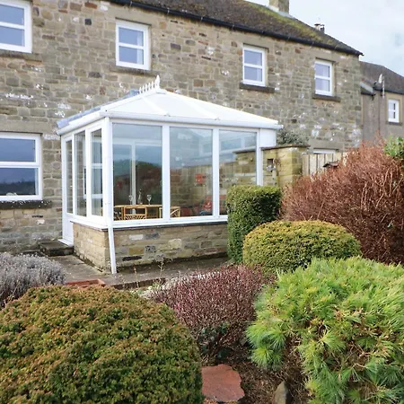Kelda Garthr Tranquil Garden Holiday home Leyburn